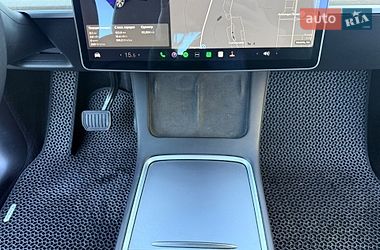 Внедорожник / Кроссовер Tesla Model Y 2021 в Львове