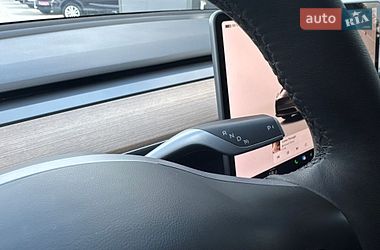 Внедорожник / Кроссовер Tesla Model Y 2023 в Ивано-Франковске