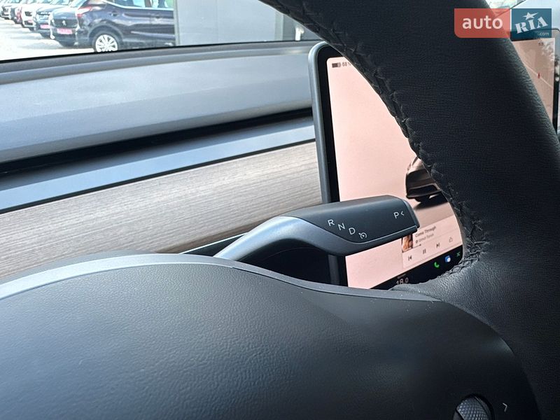 Внедорожник / Кроссовер Tesla Model Y 2023 в Ивано-Франковске