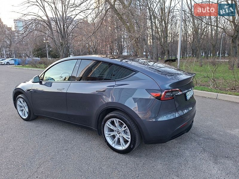 Внедорожник / Кроссовер Tesla Model Y 2023 в Одессе