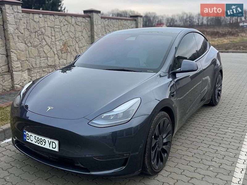 Внедорожник / Кроссовер Tesla Model Y 2021 в Львове