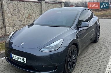 Внедорожник / Кроссовер Tesla Model Y 2021 в Львове