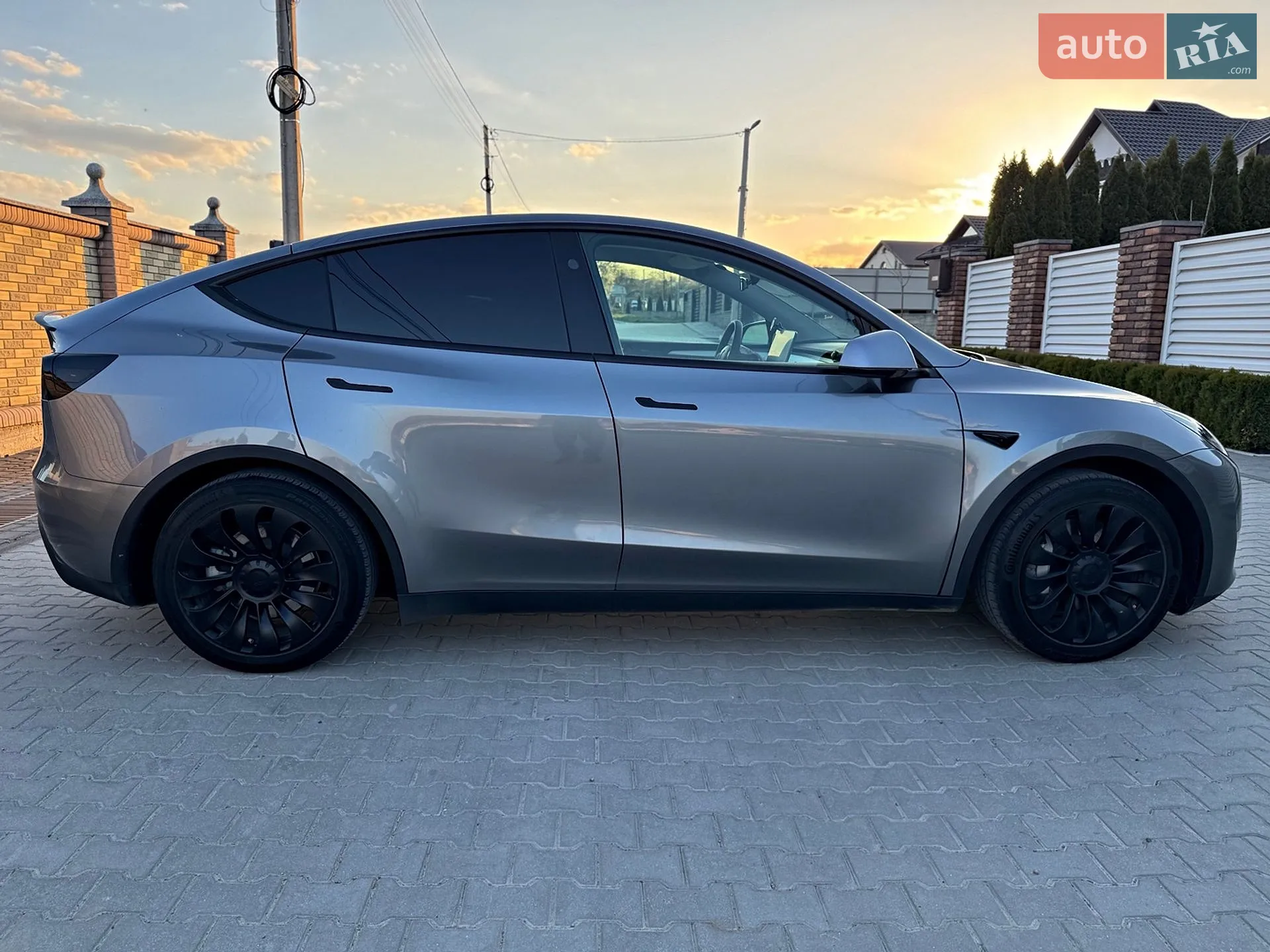 2024 Tesla Model Y - мініатюра 20