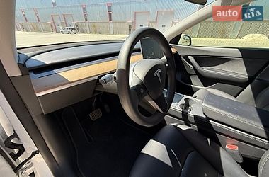 Внедорожник / Кроссовер Tesla Model Y 2021 в Львове