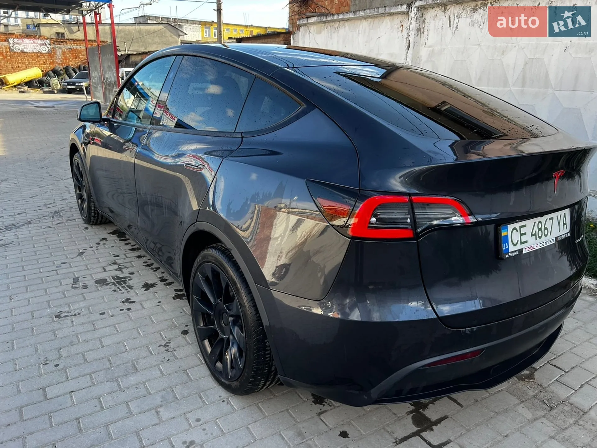 2024 Tesla Model Y - мініатюра 4