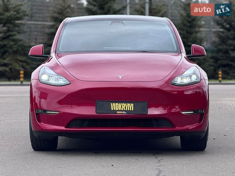 Позашляховик / Кросовер Tesla Model Y 2023 в Києві