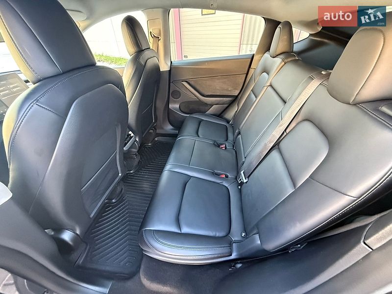 Внедорожник / Кроссовер Tesla Model Y 2022 в Львове