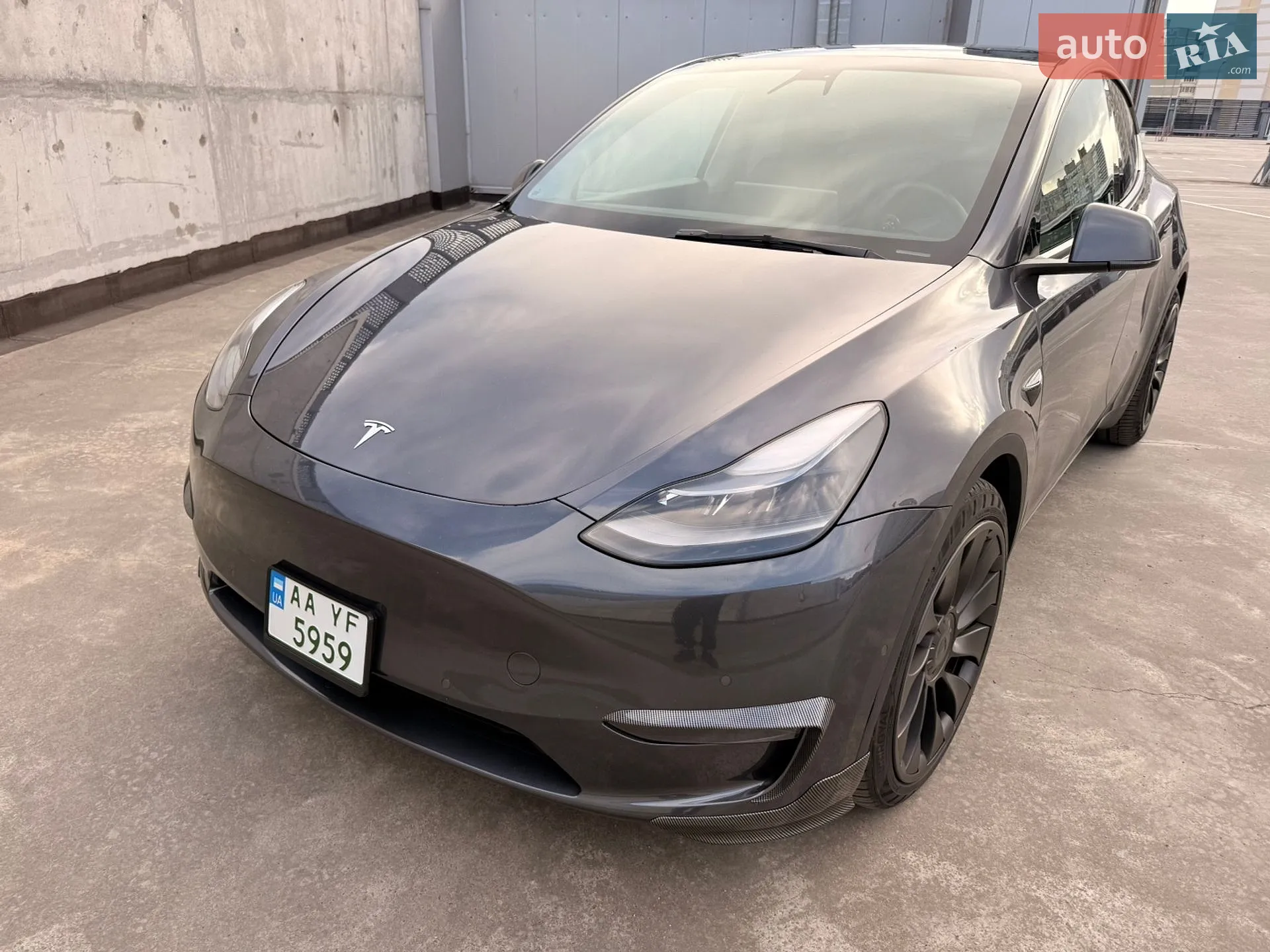 2022 Tesla Model Y - фото 1