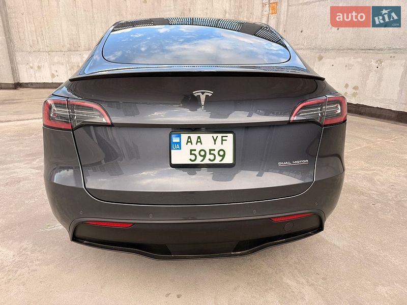 Внедорожник / Кроссовер Tesla Model Y 2022 в Киеве