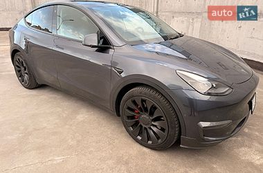 Внедорожник / Кроссовер Tesla Model Y 2022 в Киеве
