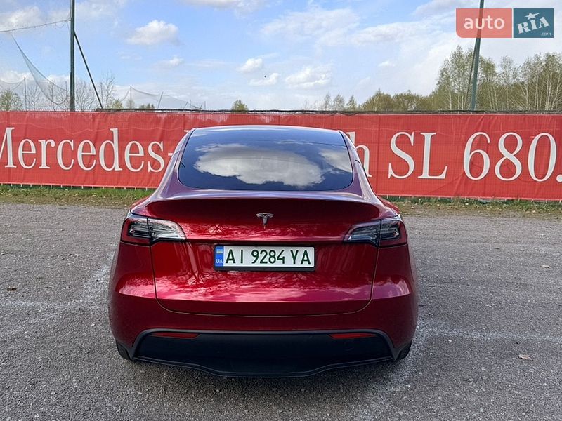 Позашляховик / Кросовер Tesla Model Y 2024 в Києві