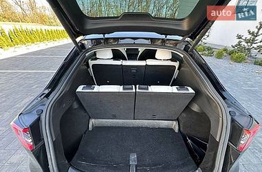 Внедорожник / Кроссовер Tesla Model Y 2021 в Луцке