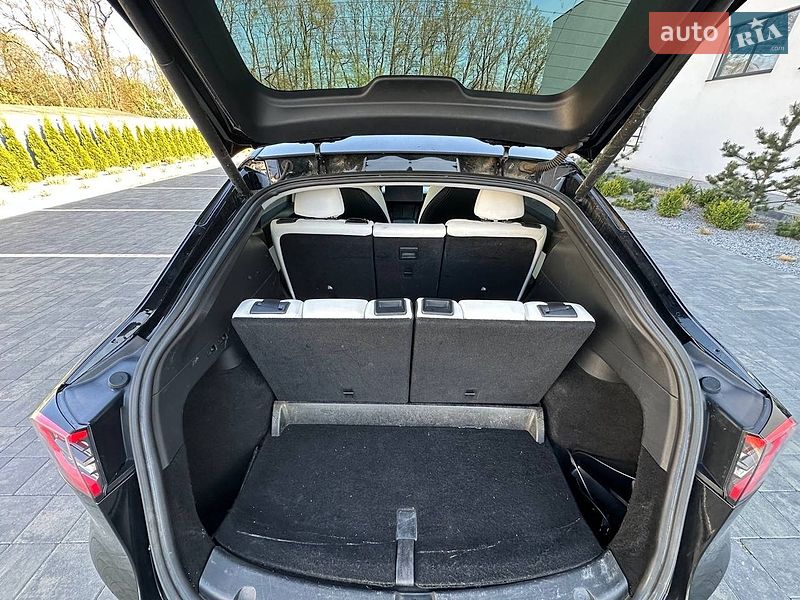 Внедорожник / Кроссовер Tesla Model Y 2021 в Луцке