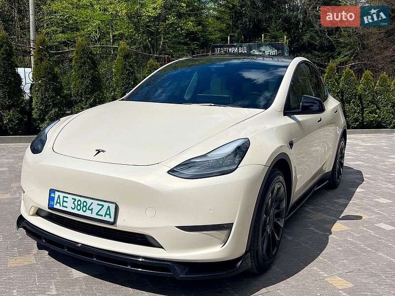 Внедорожник / Кроссовер Tesla Model Y 2022 в Трускавце