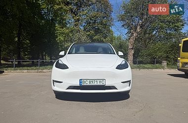 Внедорожник / Кроссовер Tesla Model Y 2022 в Львове