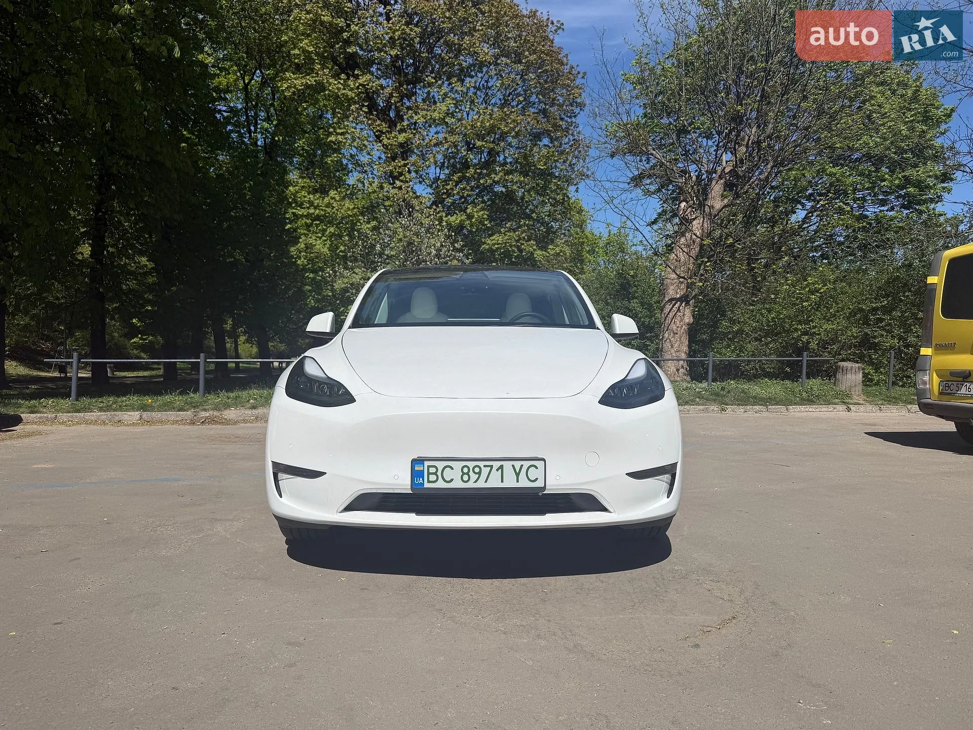2022 Tesla Model Y - мініатюра 3