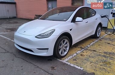 Позашляховик / Кросовер Tesla Model Y 2022 в Києві
