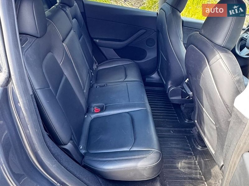 Внедорожник / Кроссовер Tesla Model Y 2023 в Черкассах