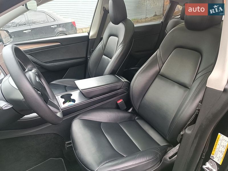 Внедорожник / Кроссовер Tesla Model Y 2022 в Харькове