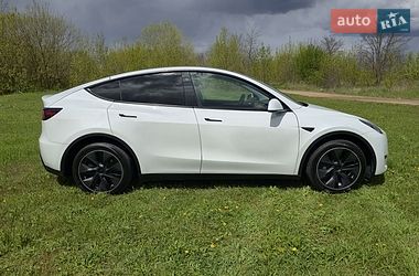 Внедорожник / Кроссовер Tesla Model Y 2023 в Полтаве