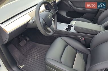 Внедорожник / Кроссовер Tesla Model Y 2023 в Полтаве