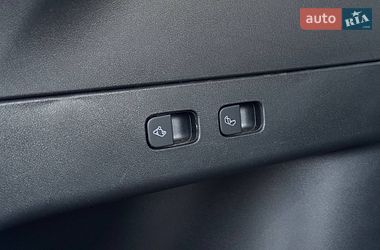 Позашляховик / Кросовер Tesla Model Y 2022 в Києві