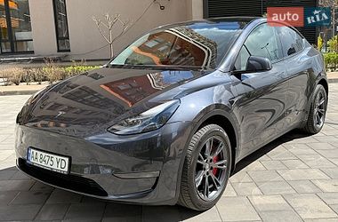 Внедорожник / Кроссовер Tesla Model Y 2024 в Киеве