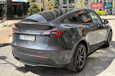 Внедорожник / Кроссовер Tesla Model Y 2024 в Киеве