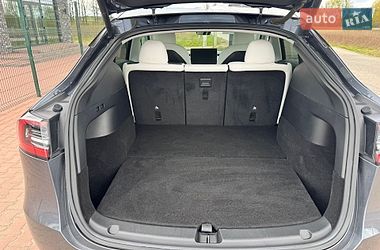 Внедорожник / Кроссовер Tesla Model Y 2022 в Ровно