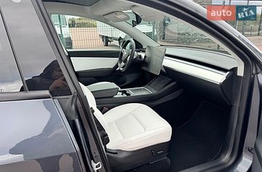 Внедорожник / Кроссовер Tesla Model Y 2022 в Ровно