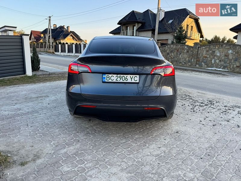 Внедорожник / Кроссовер Tesla Model Y 2020 в Новояворовске