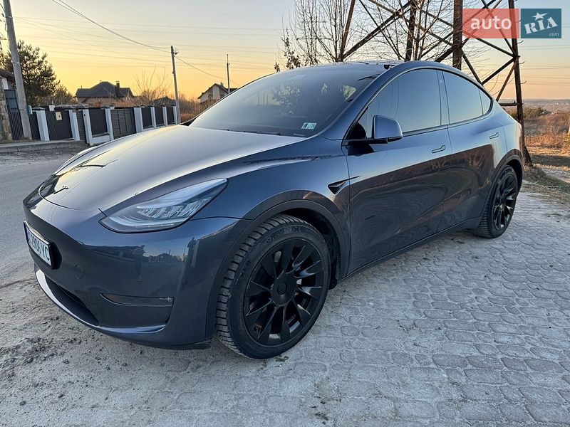 Внедорожник / Кроссовер Tesla Model Y 2020 в Новояворовске