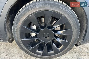 Внедорожник / Кроссовер Tesla Model Y 2020 в Новояворовске
