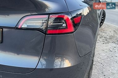 Внедорожник / Кроссовер Tesla Model Y 2020 в Новояворовске