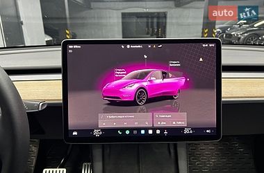Внедорожник / Кроссовер Tesla Model Y 2023 в Черновцах