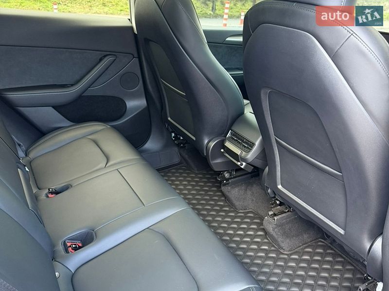 Внедорожник / Кроссовер Tesla Model Y 2023 в Одессе