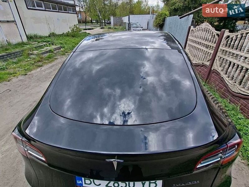 Внедорожник / Кроссовер Tesla Model Y 2021 в Львове