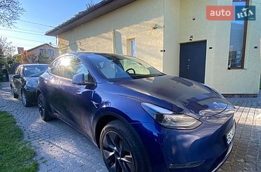 Внедорожник / Кроссовер Tesla Model Y 2024 в Львове