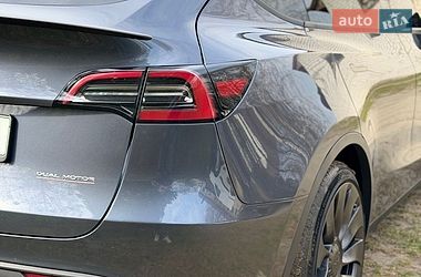 Внедорожник / Кроссовер Tesla Model Y 2023 в Березному