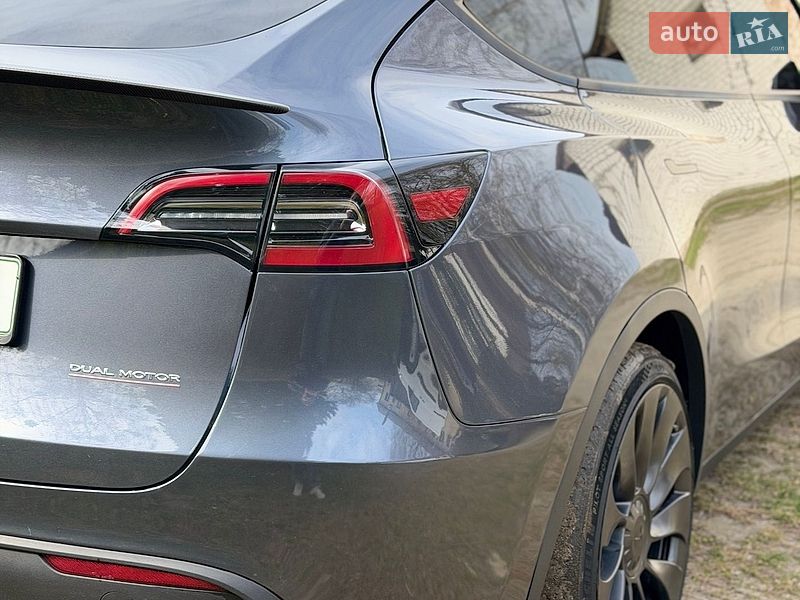 Внедорожник / Кроссовер Tesla Model Y 2023 в Березному
