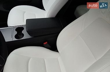 Внедорожник / Кроссовер Tesla Model Y 2022 в Луцке