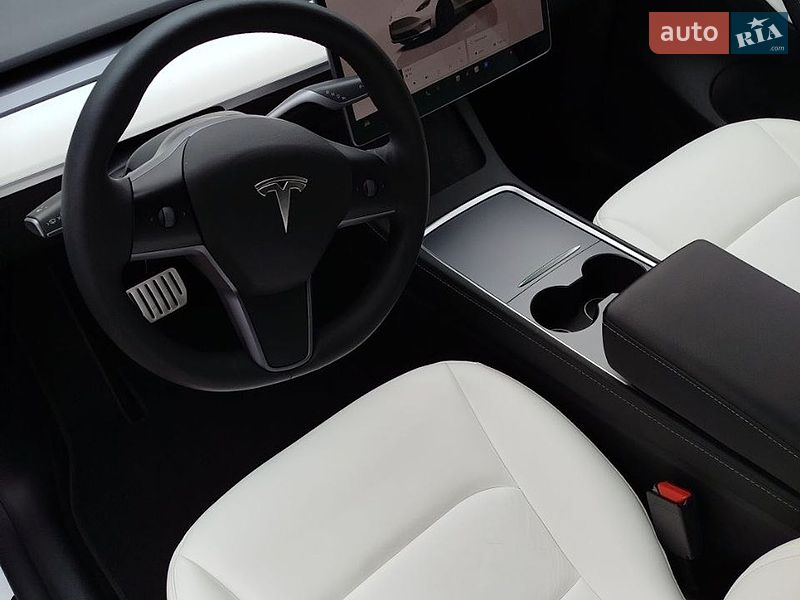 Внедорожник / Кроссовер Tesla Model Y 2022 в Луцке
