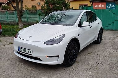 Позашляховик / Кросовер Tesla Model Y 2022 в Луцьку
