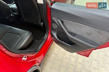 Позашляховик / Кросовер Tesla Model Y 2023 в Львові