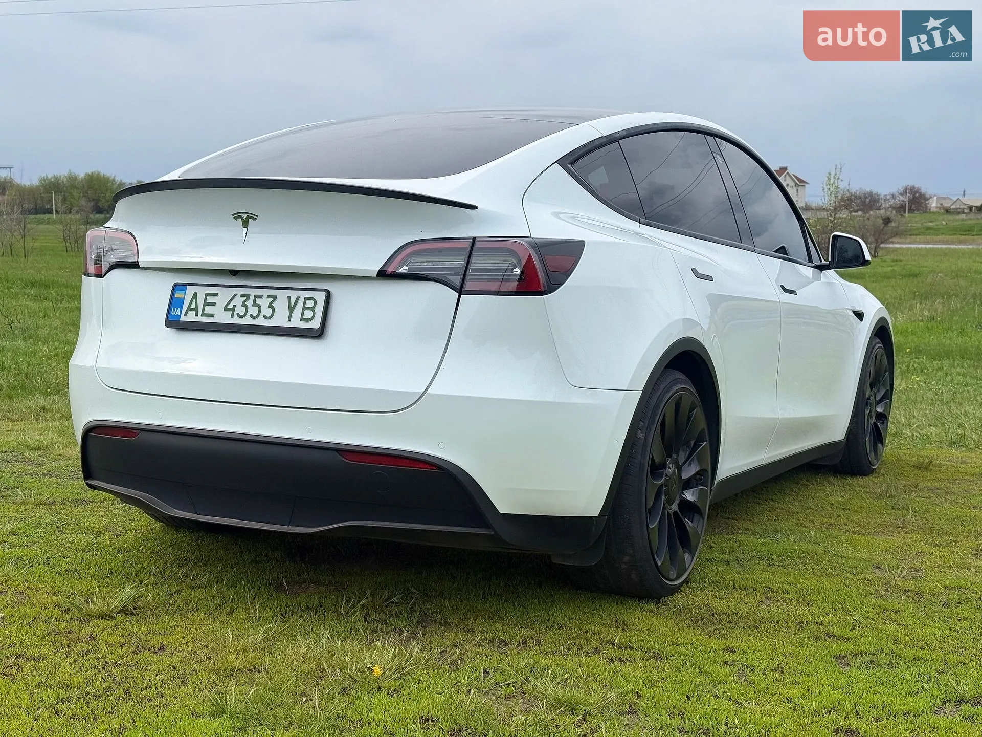 2021 Tesla Model Y - мініатюра 23