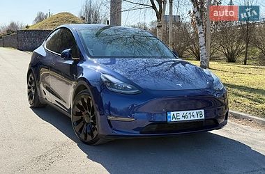 Позашляховик / Кросовер Tesla Model Y 2022 в Дніпрі