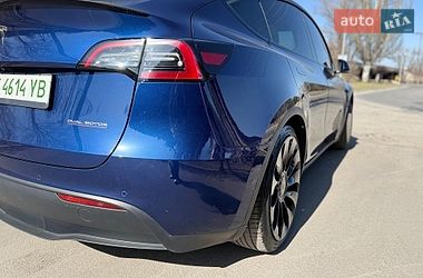 Позашляховик / Кросовер Tesla Model Y 2022 в Дніпрі