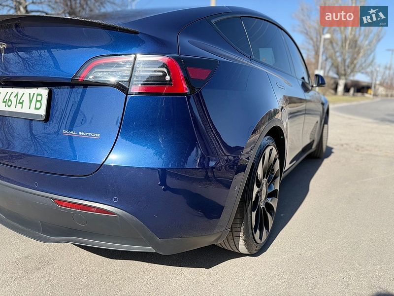Позашляховик / Кросовер Tesla Model Y 2022 в Дніпрі