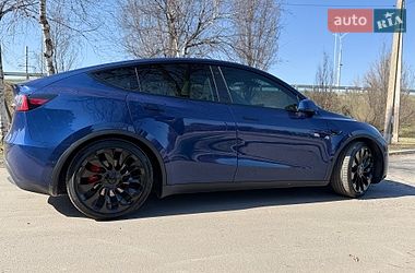 Позашляховик / Кросовер Tesla Model Y 2022 в Дніпрі