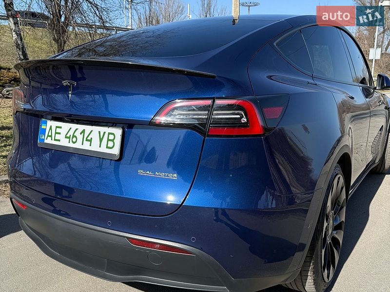 Позашляховик / Кросовер Tesla Model Y 2022 в Дніпрі